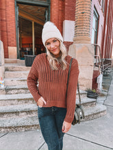 Load image into Gallery viewer, open-knit crochet hooded sweater - brick