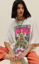 Load image into Gallery viewer, daydreamer: pink floyd queen elizabeth poster os tee