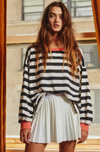 Load image into Gallery viewer, stripe print long sleeve top - black/white