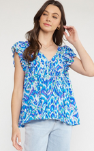 Load image into Gallery viewer, printed v-neck flutter sleeve top - blue combo
