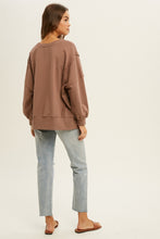 Load image into Gallery viewer, raw edge french terry sweatshirt - mocha