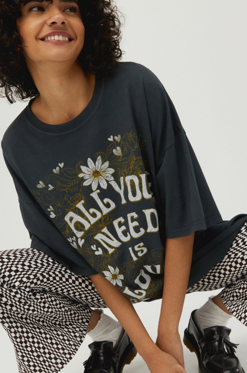 【LAMOURS/ラモース】PERFECT DAY TEE Men's Woodblock Flamingo Short Sleeve Tee | Shop Life is Good