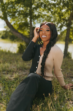 Load image into Gallery viewer, buddy love: cropped ribbed sweater - black/tan