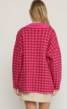 Load image into Gallery viewer, houndstooth collared button up jacket - fuchsia