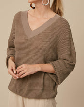 Load image into Gallery viewer, waffle textured v-neck top - mocha