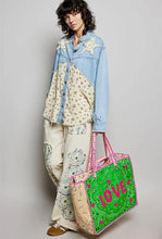 Load image into Gallery viewer, love bandana colorblock quilted tote bag - green multi

