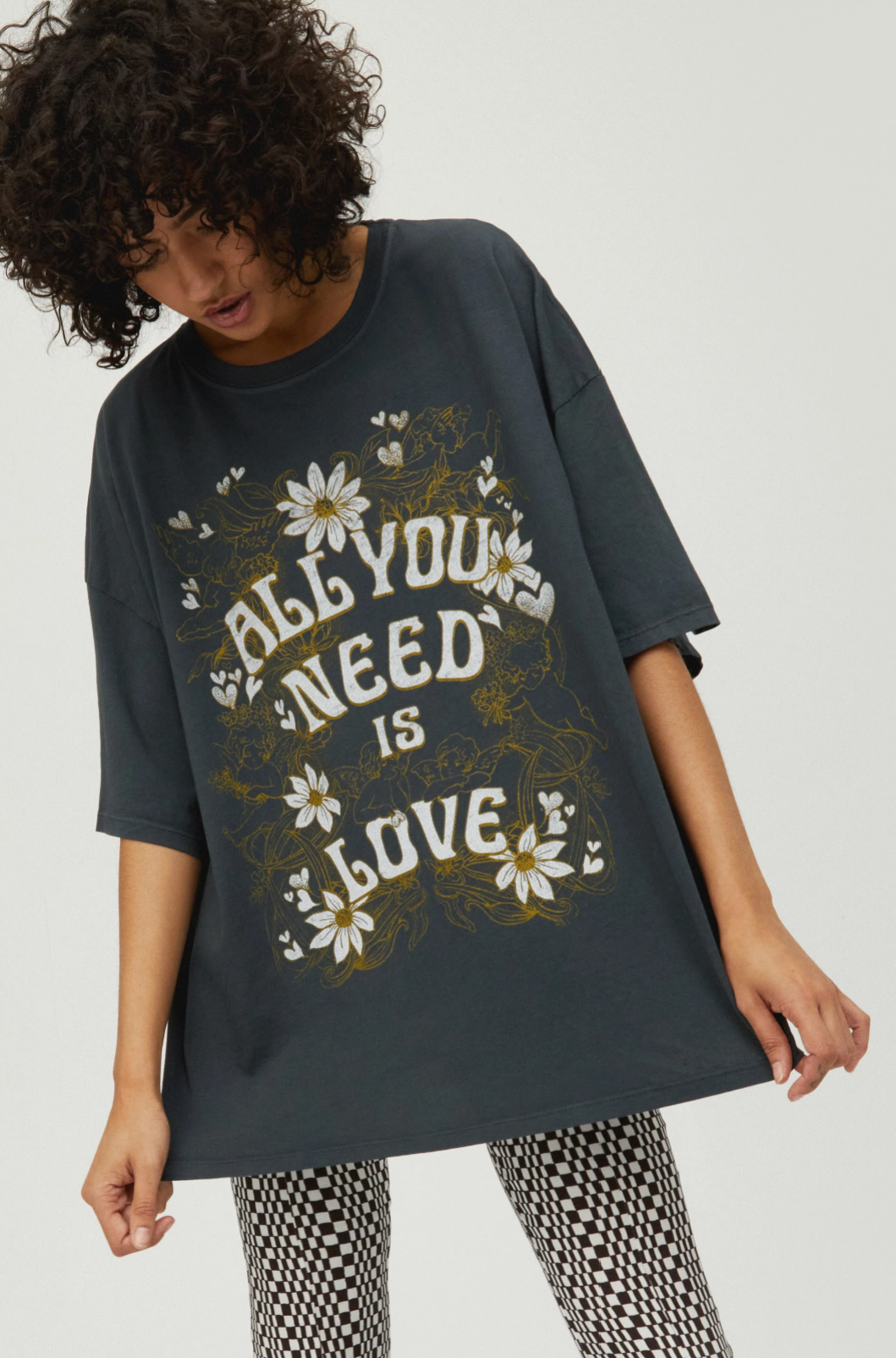 daydreamer: all you need is love os tee