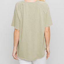Load image into Gallery viewer, front pocket top - olive
